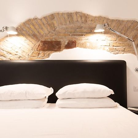 Inn Urbe Colosseo Rome Exterior photo
