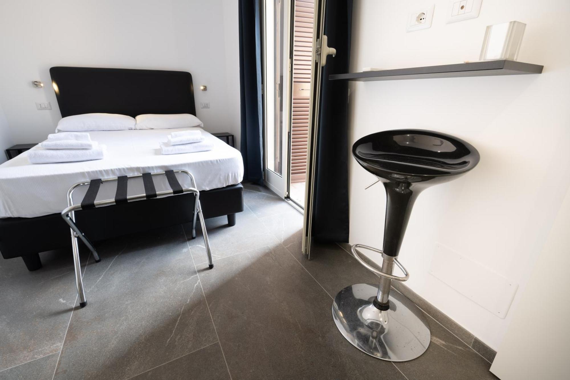Inn Urbe Colosseo Rome Exterior photo