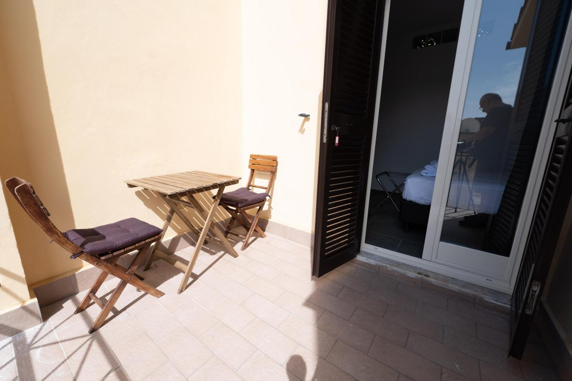 Inn Urbe Colosseo Rome Exterior photo
