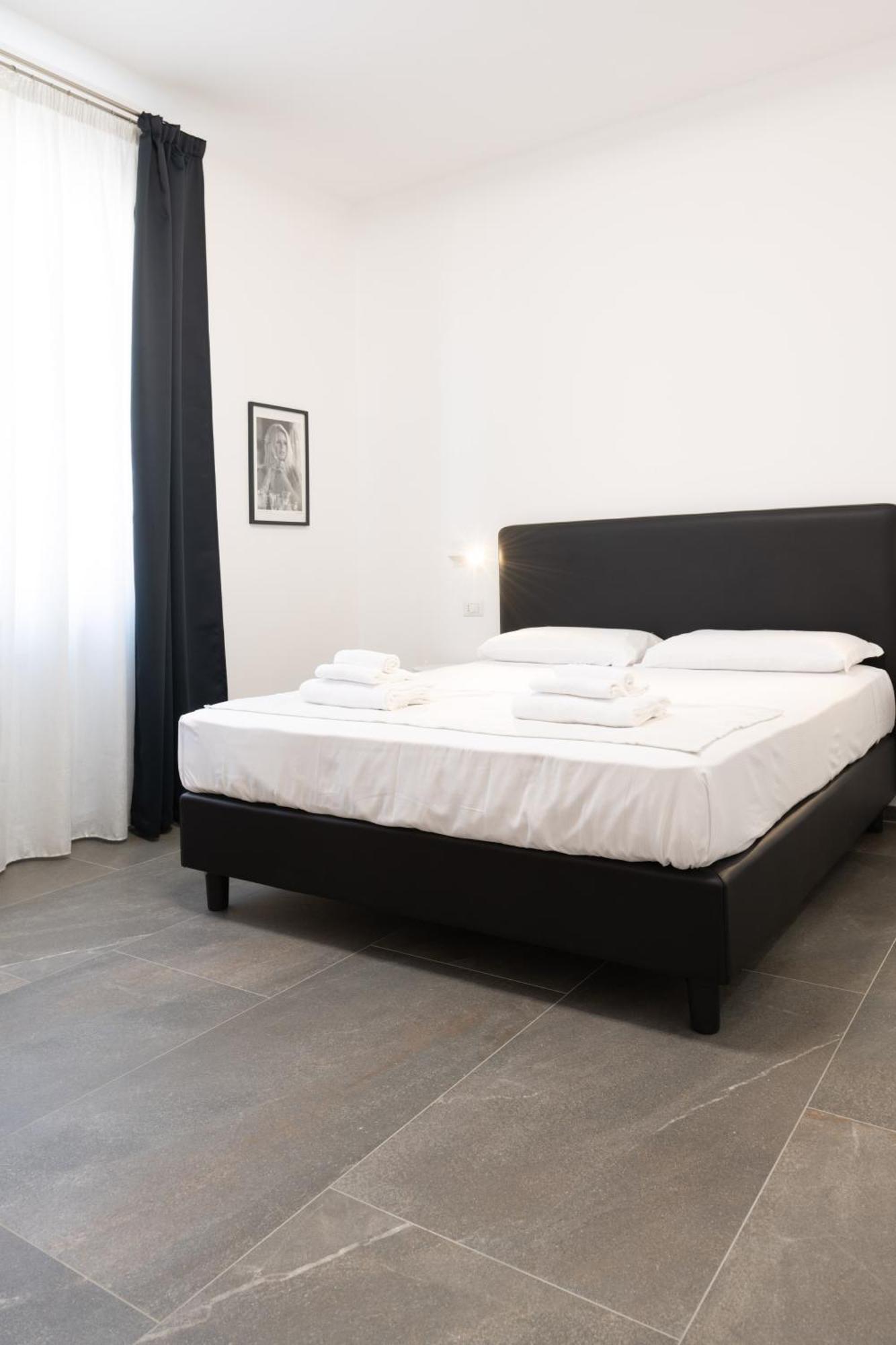 Inn Urbe Colosseo Rome Exterior photo