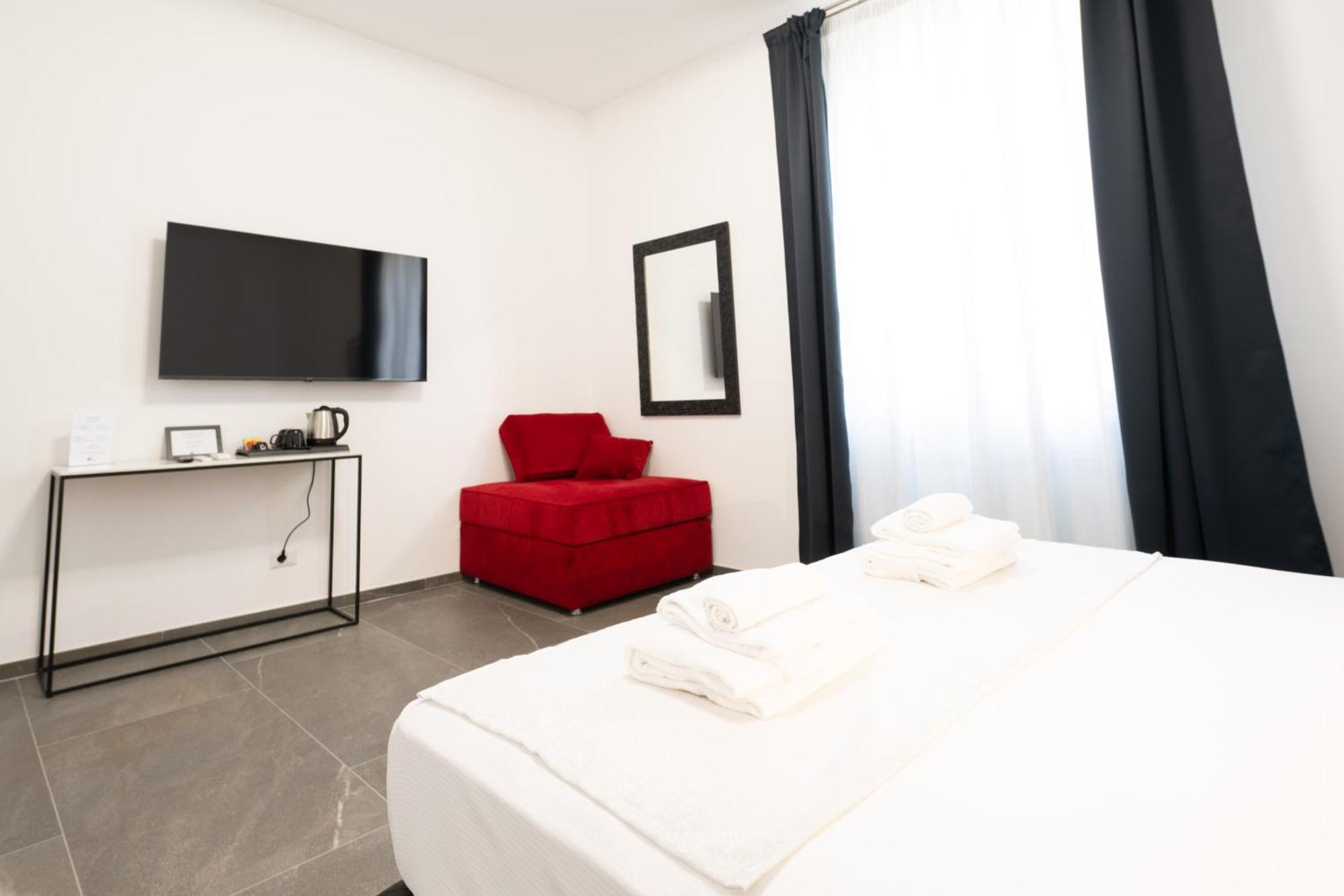 Inn Urbe Colosseo Rome Exterior photo
