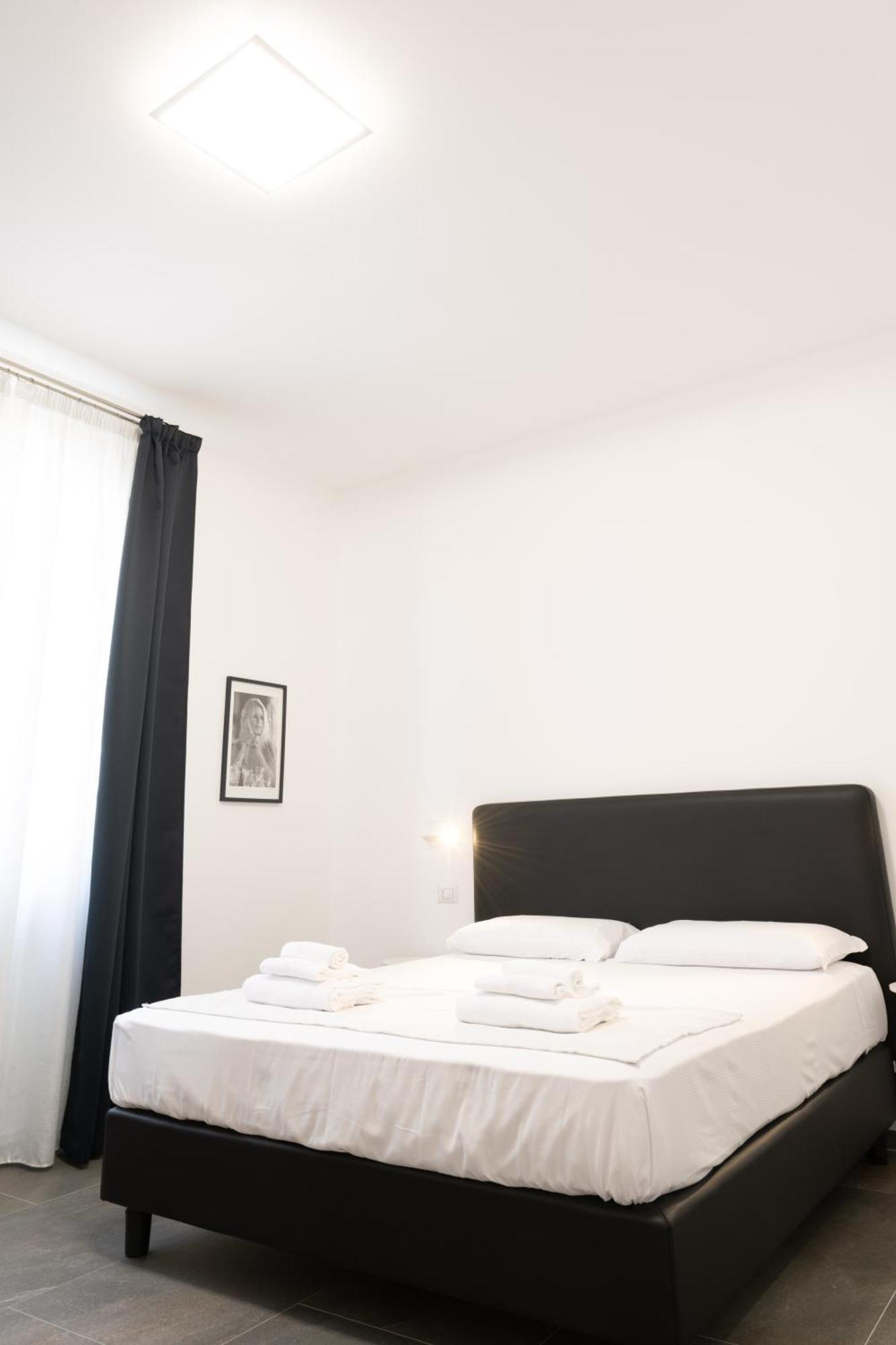 Inn Urbe Colosseo Rome Exterior photo